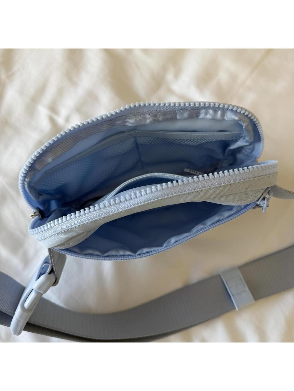 Lululemon Wear Everywhere Belt Bag - Picture 3 of 4